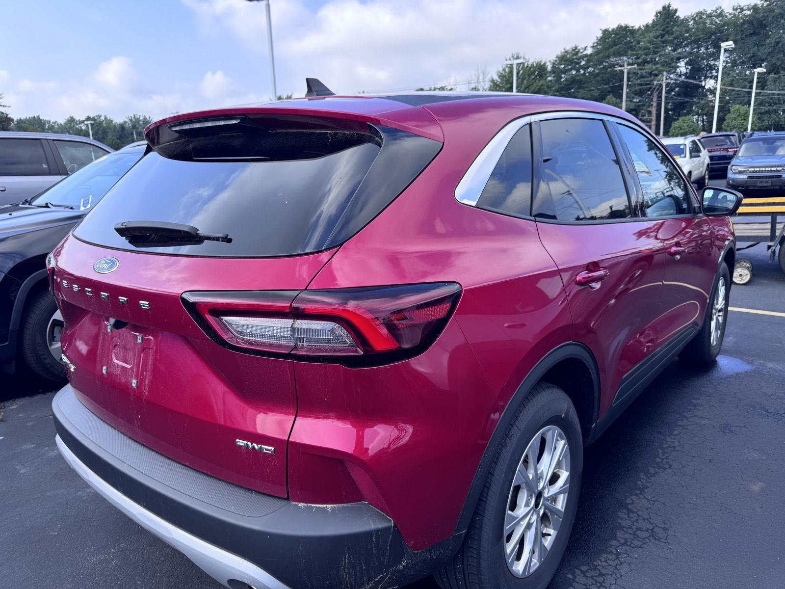 Used 2023 Rapid Red Metallic Tinted Clearcoat Ford Active image 4