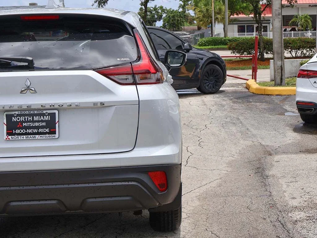 2026 Mitsubishi Eclipse Cross ES - Photo 13