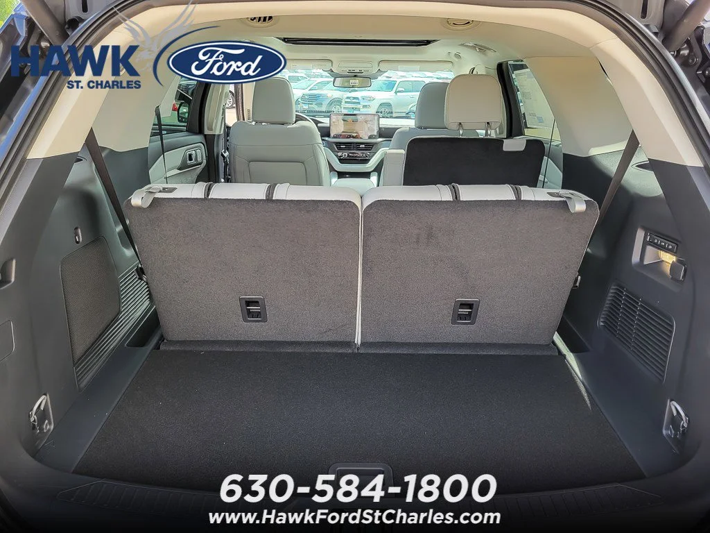 New 2026 Carbonized Gray Metallic Ford Platinum™ image 20