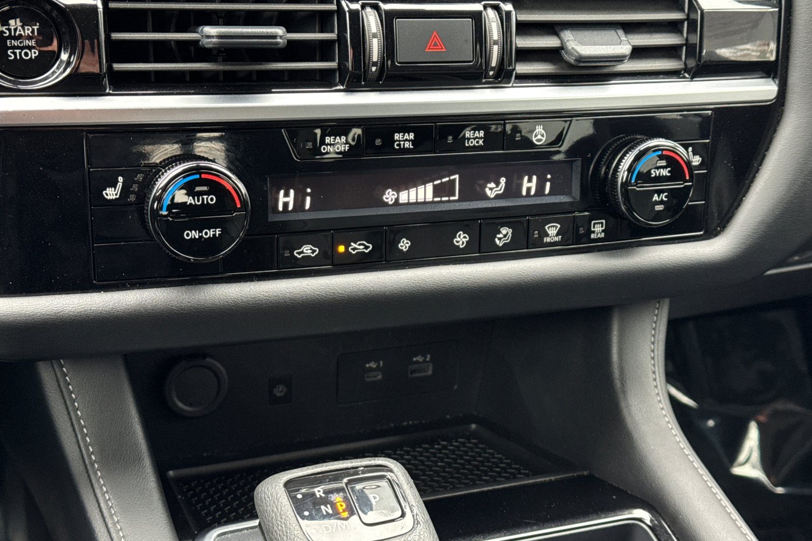 2025 Nissan Pathfinder SL - Photo 72