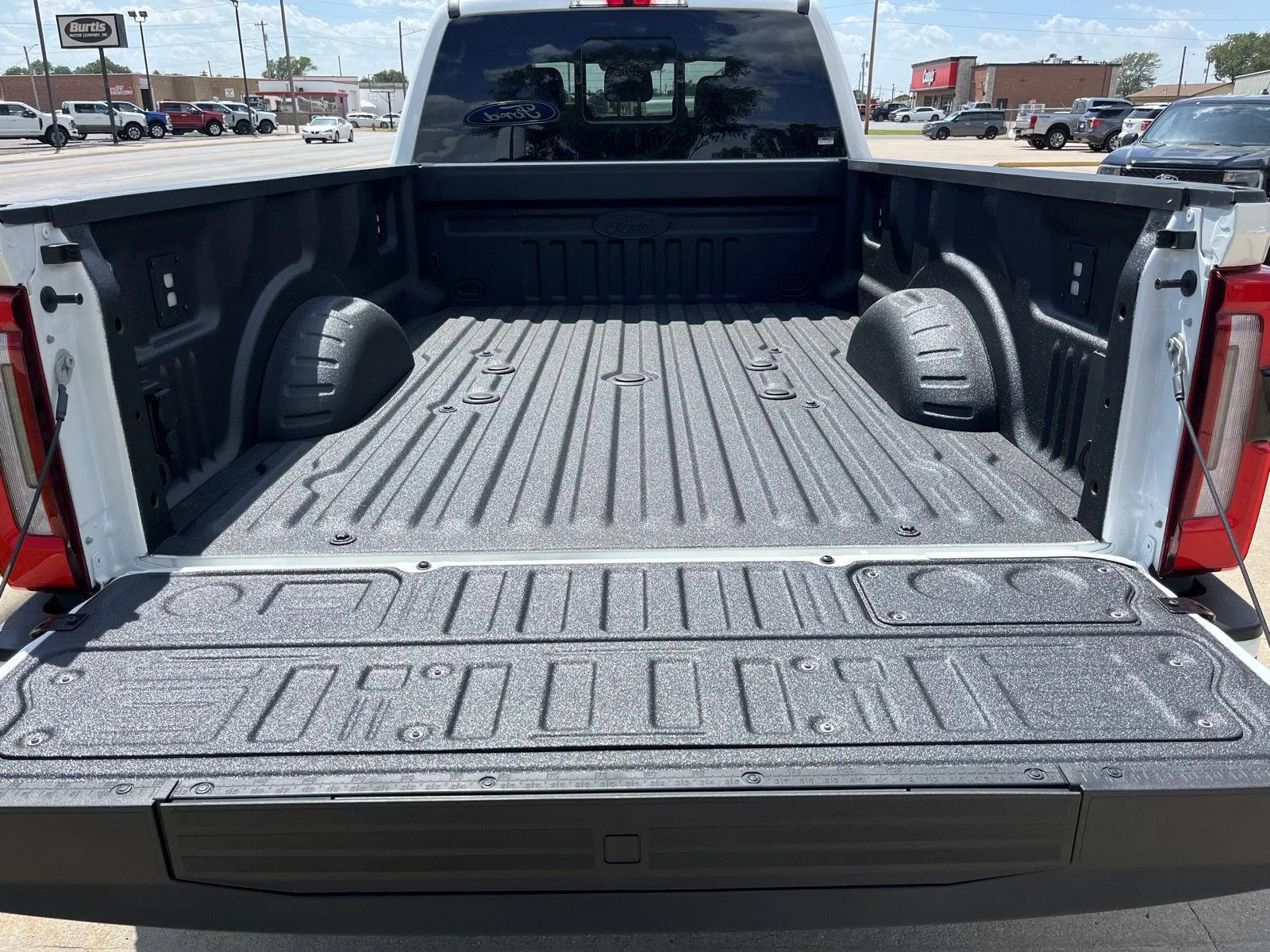 New 2026 Star White Metallic Tri-Coat Ford F-350® Platinum® image 12