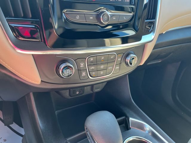 Used 2023 Gray Chevrolet LS image 19