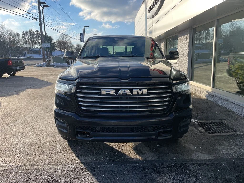 New 2026 Diamond Black Crystal Pearl-Coat Exterior Paint RAM Laramie image 5