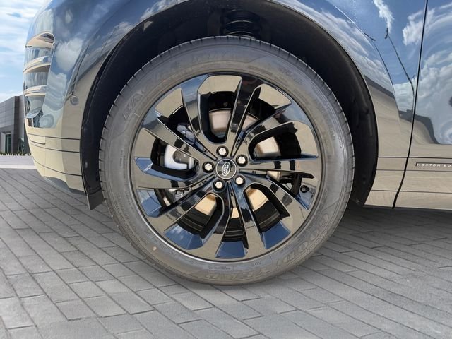 New 2026 Santorini Black Land Rover Hoxton Edition image 9