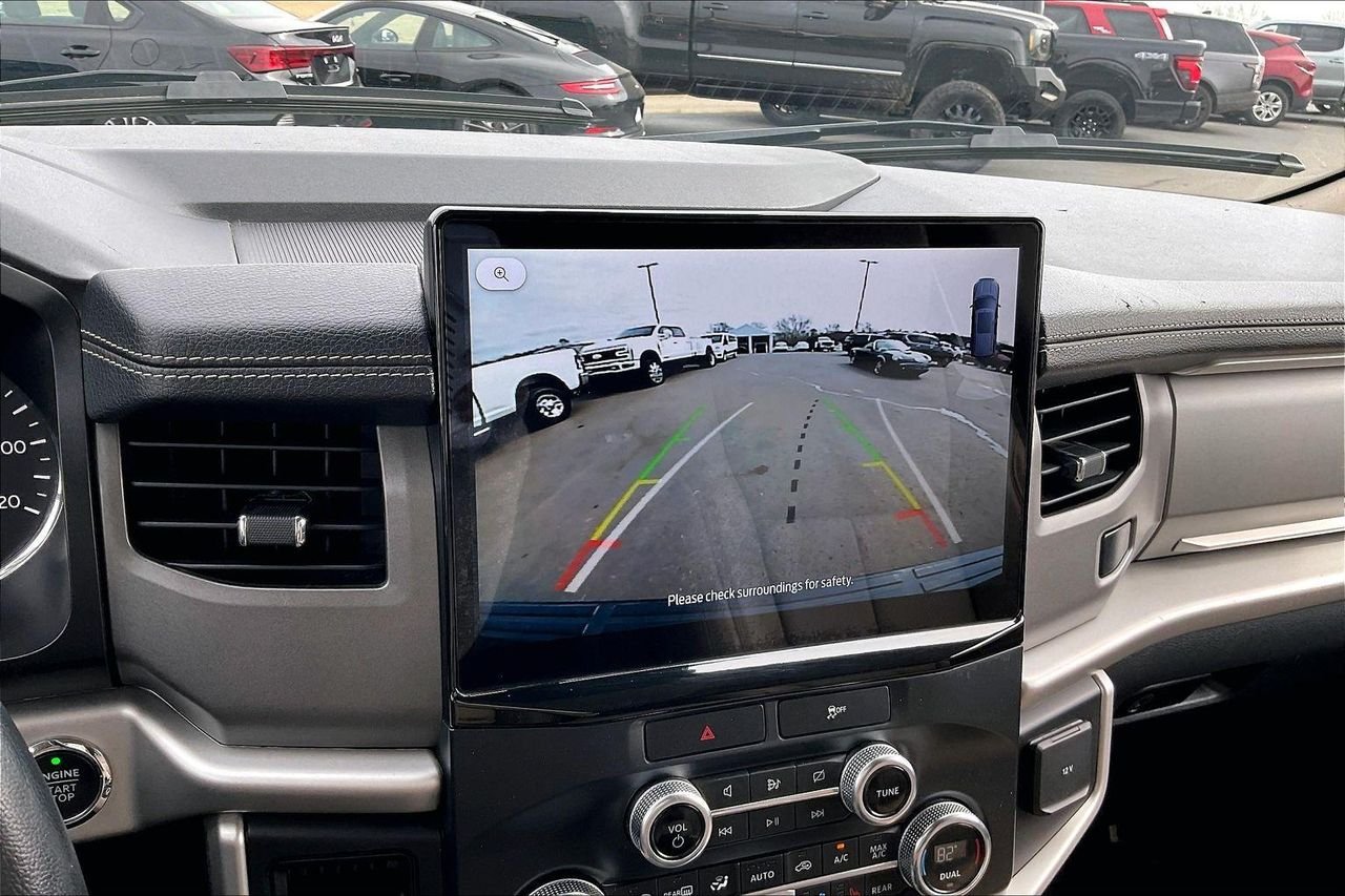 2022 Ford Expedition XLT - Photo 17