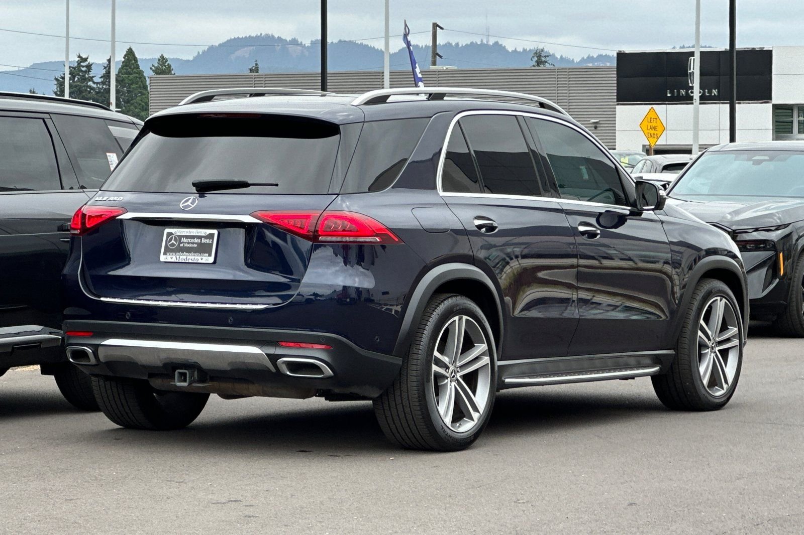 Used 2022  Mercedes-Benz GLE 350 image 4