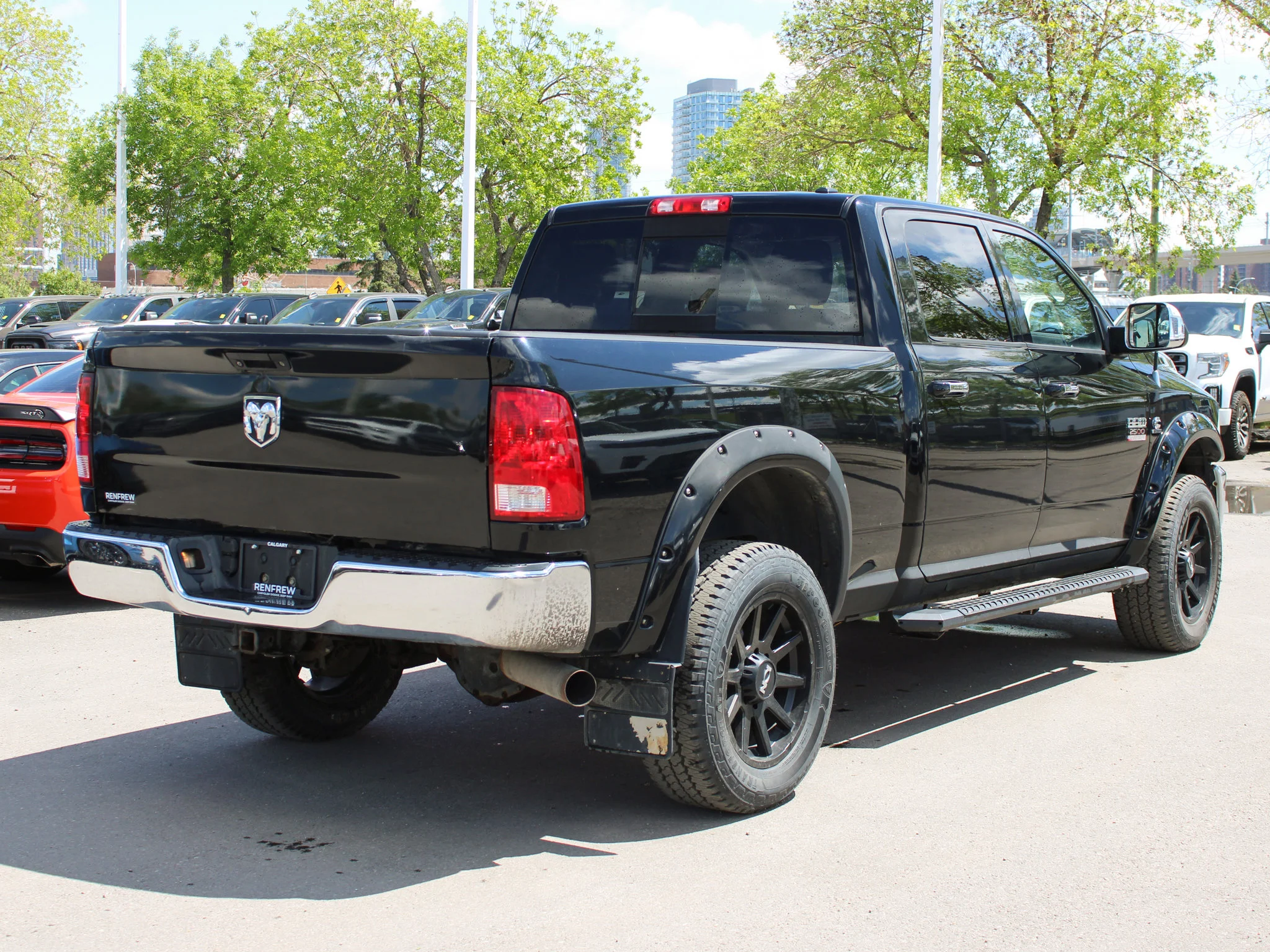 Used 2012 Black RAM Laramie * Cummins diesel, Airbag Suspension, Sunroof, Cooled/Heated Leather image 12