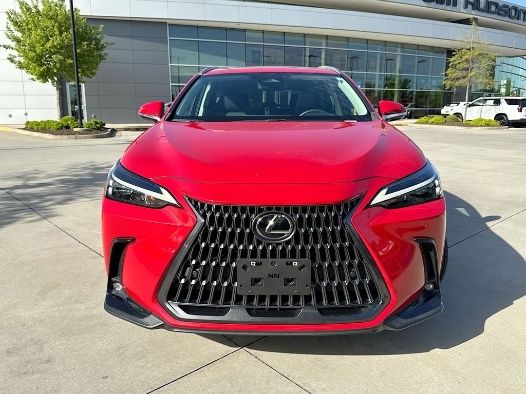 View vehicle photo 4