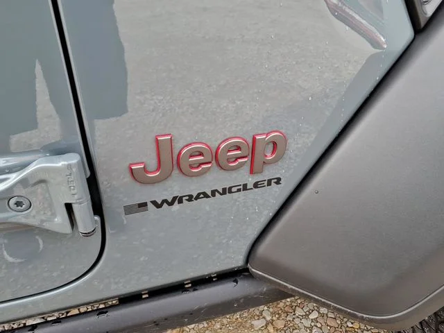 Used 2025 Gray Jeep Rubicon image 26
