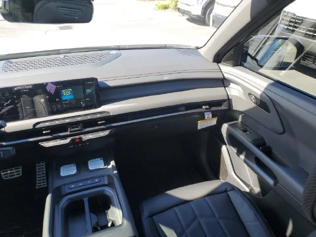 New 2027 Wolf Gray Kia X-LINE SX image 15