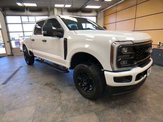 2026 Ford F-250 XL 4x4 Crew Cab 6-3/4' Box's photo