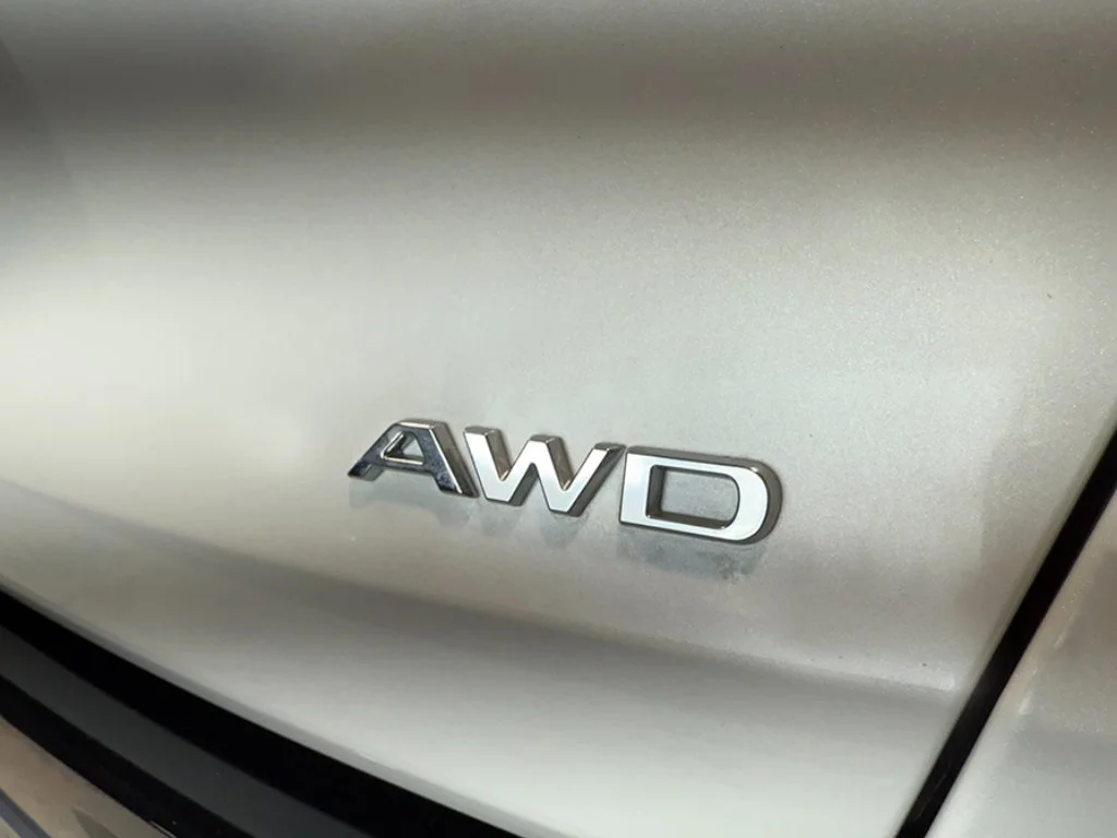 New 2026 Platinum White Pearl Acura w/A-Spec Package image 6