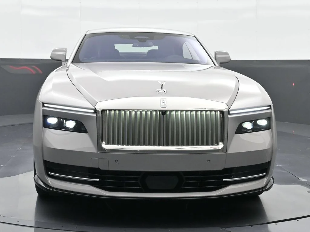 Certified Used 2026 Gray Rolls-Royce  image 4