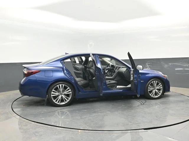 Certified Used 2019 Blue INFINITI 3.0t LUXE image 27
