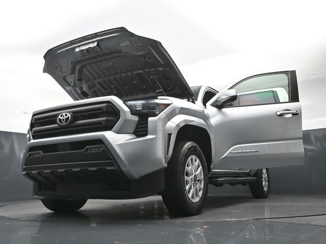 Used 2025 Silver Toyota SR5 image 37