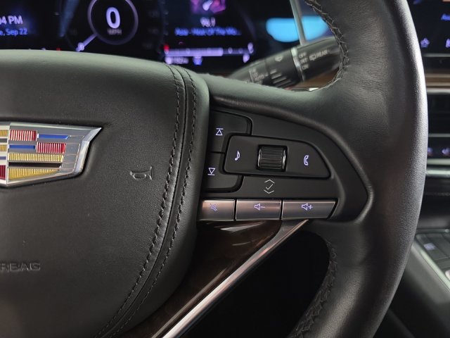 Used 2022 Crystal White Tricoat Cadillac Sport Platinum image 15