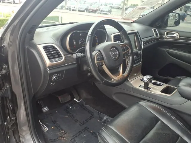 Used 2015 Gray Jeep Overland image 14