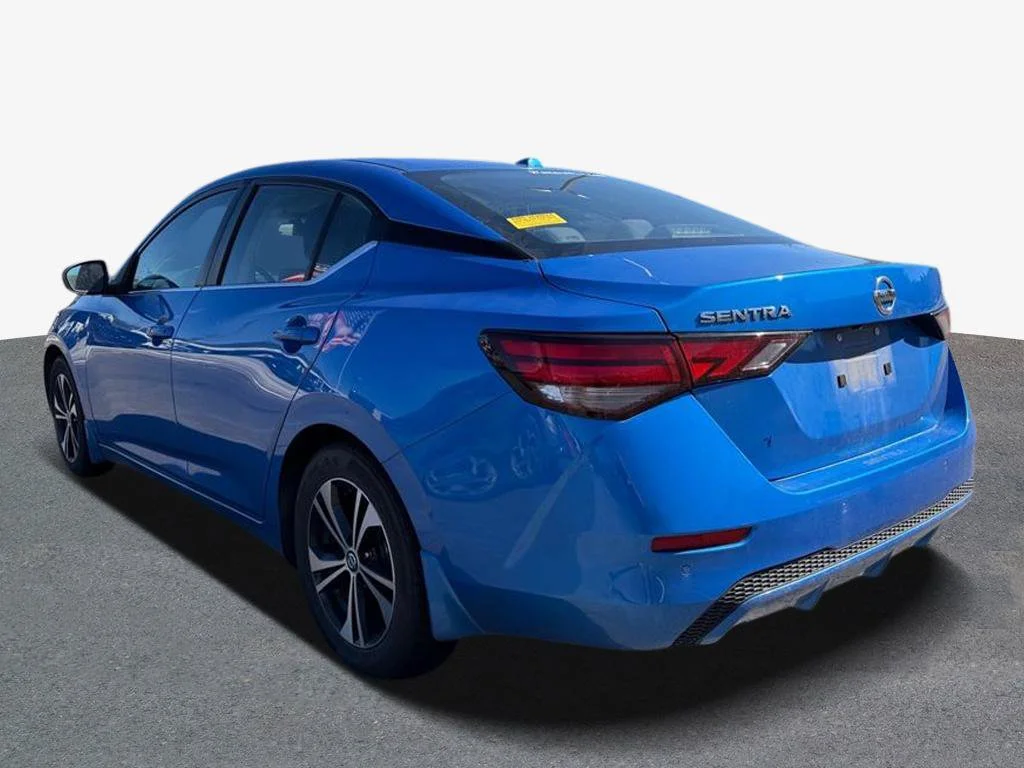 Used 2022 Blue Nissan SV image 2