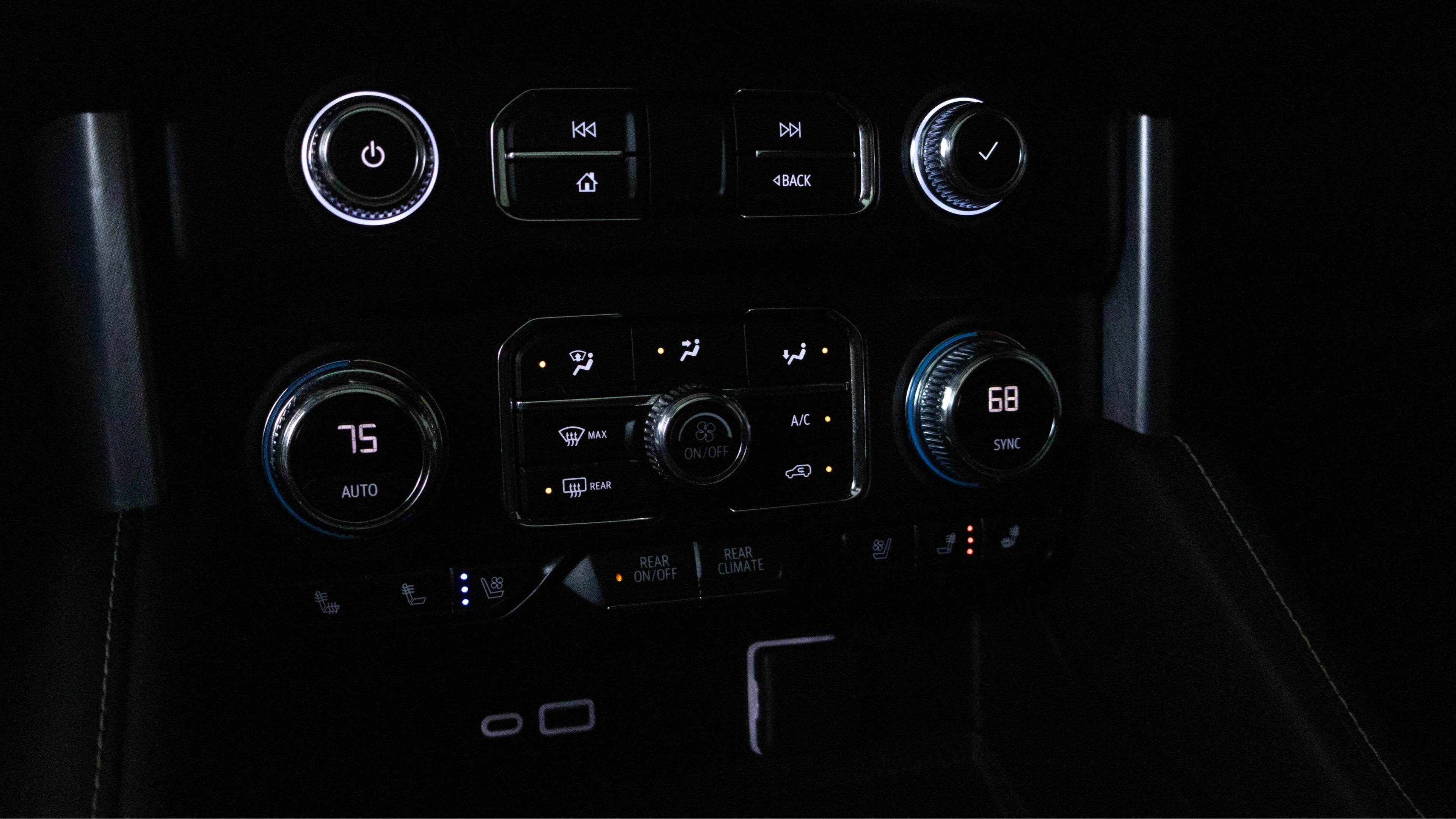 Used 2021 Onyx Black GMC SLT image 14