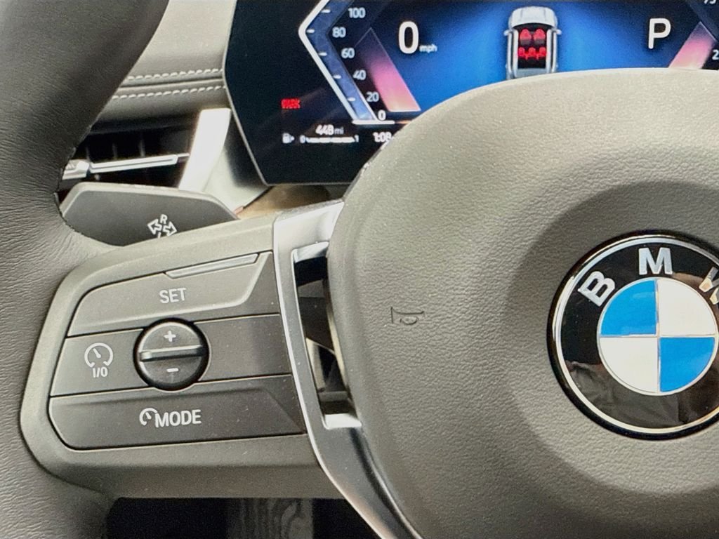New 2026 Green Metallic BMW xDrive28i image 11