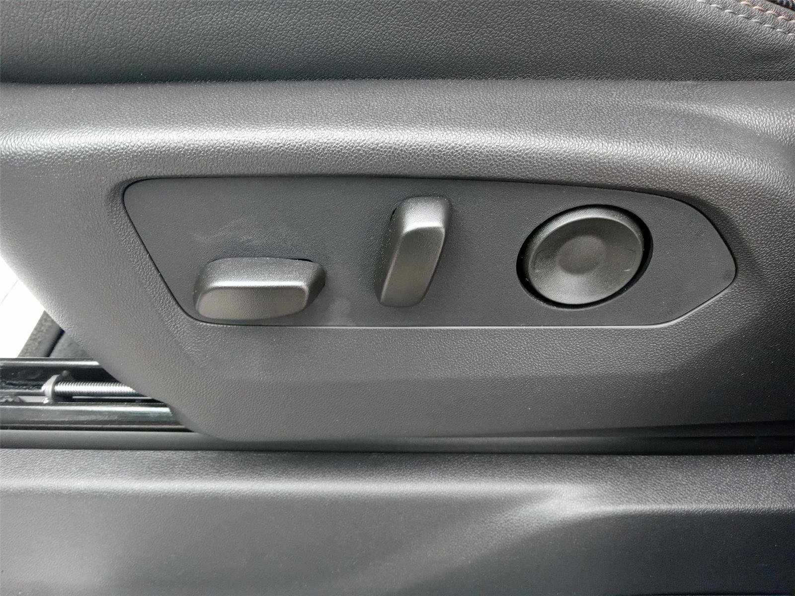 2026 Chevrolet Silverado 1500 High Country - Photo 14