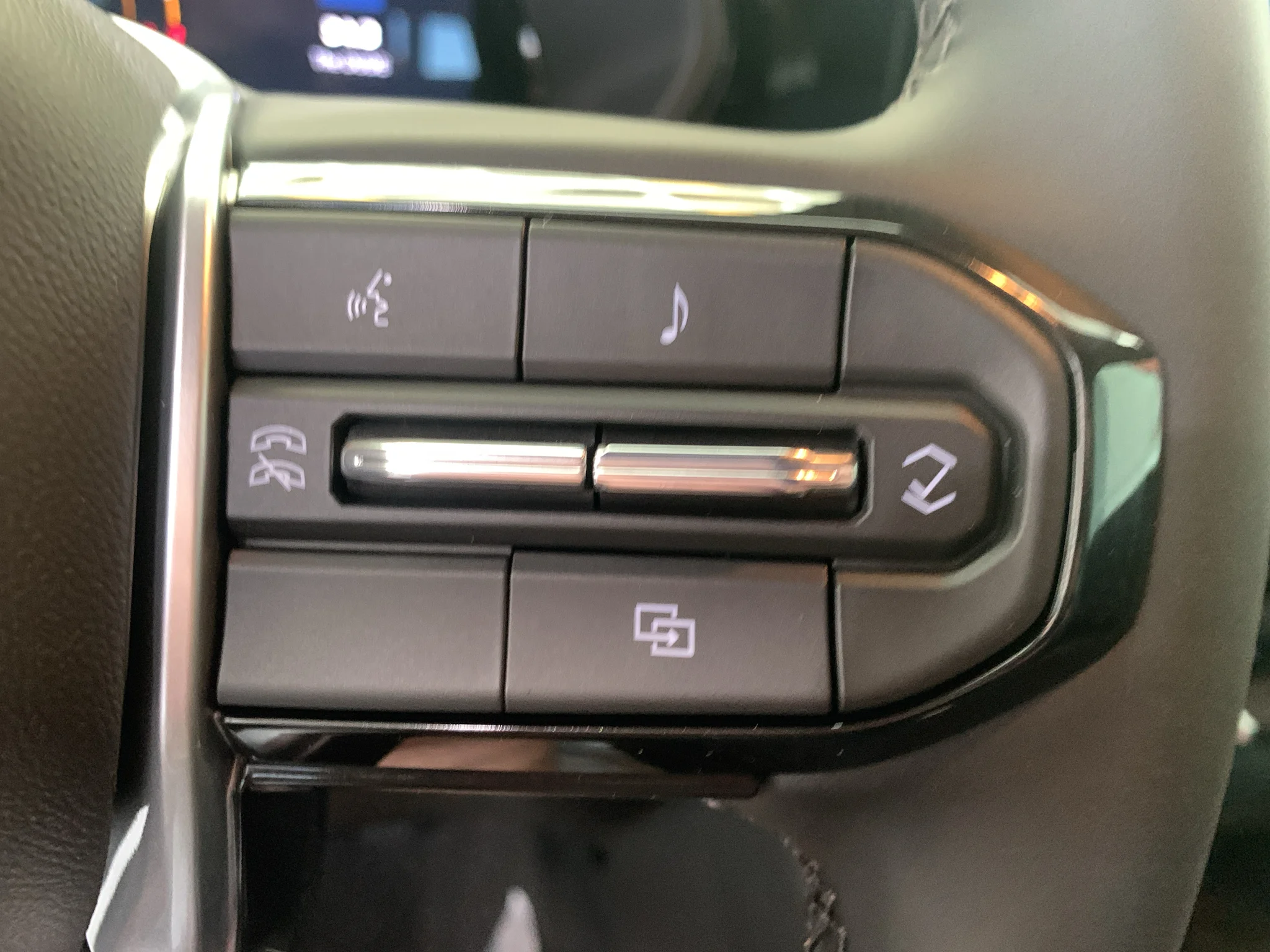 2026 Chevrolet Colorado Work Truck - Photo 18