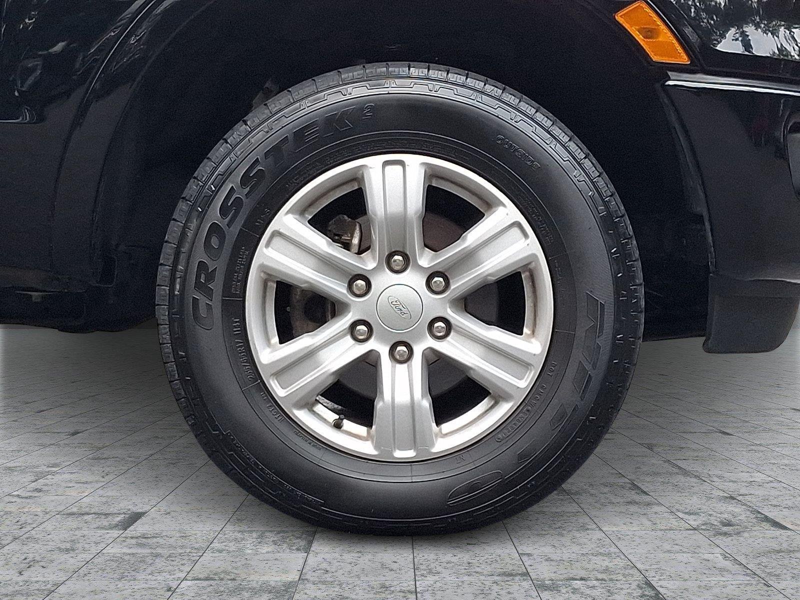 Used 2020 Shadow Black Ford XLT image 8