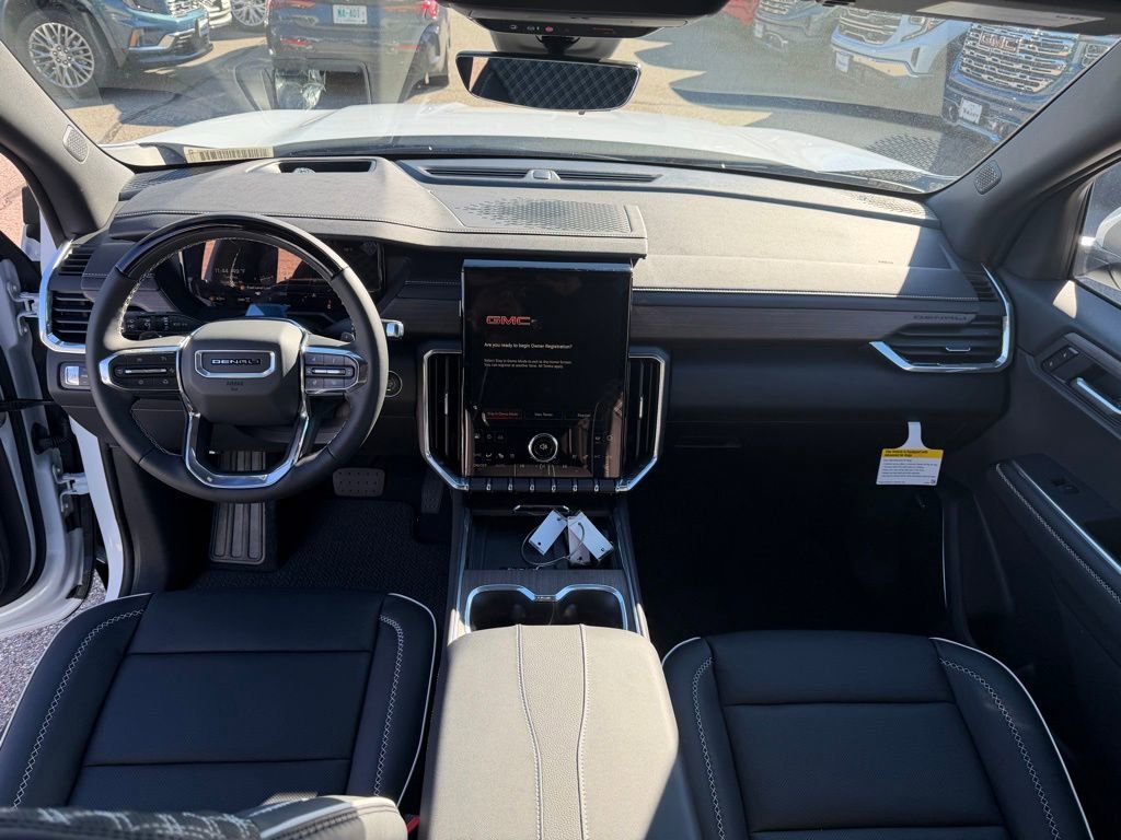 2026 GMC Acadia Denali - Photo 8
