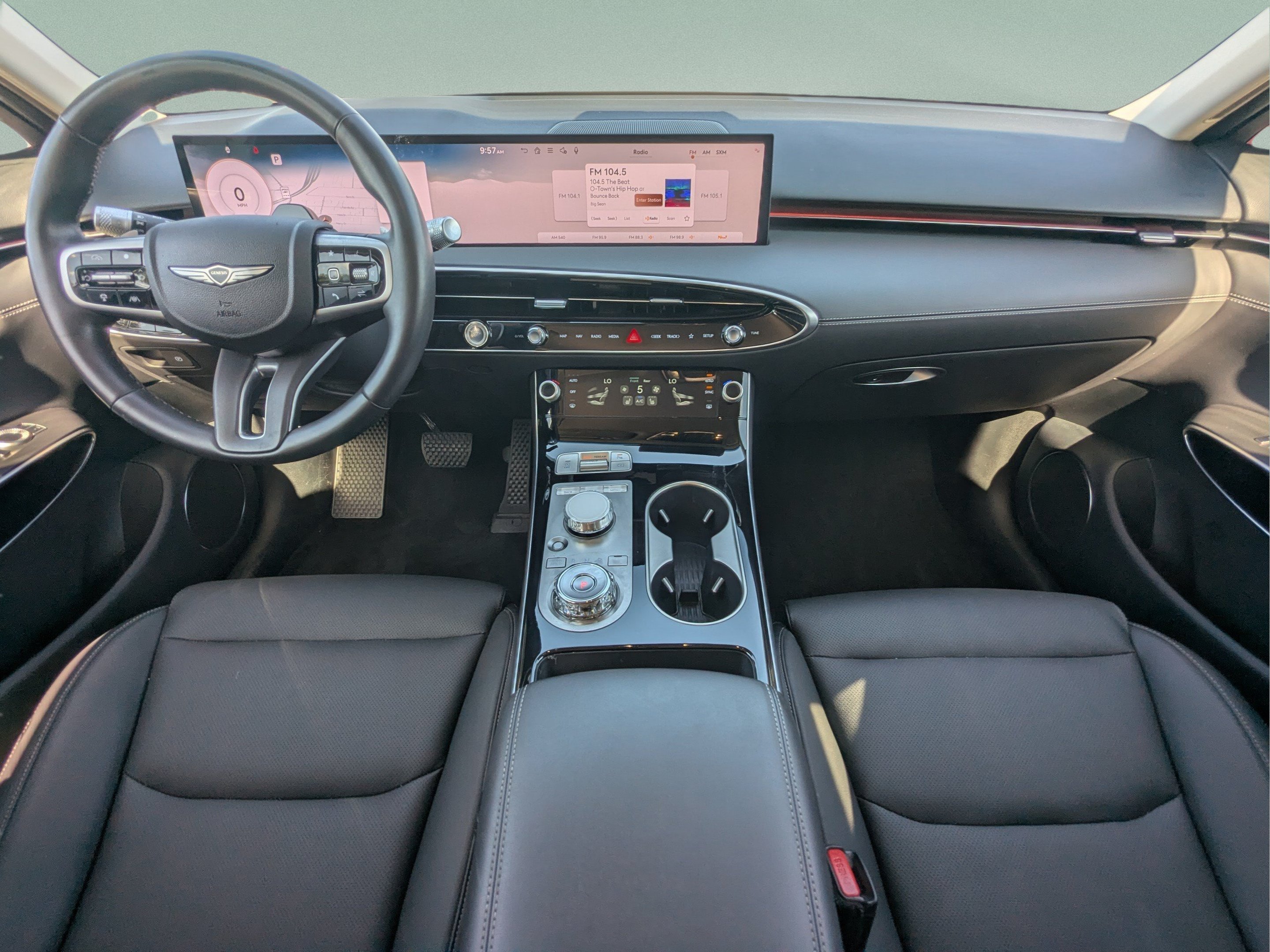 2026 GENESIS GV70 Standard - Photo 15