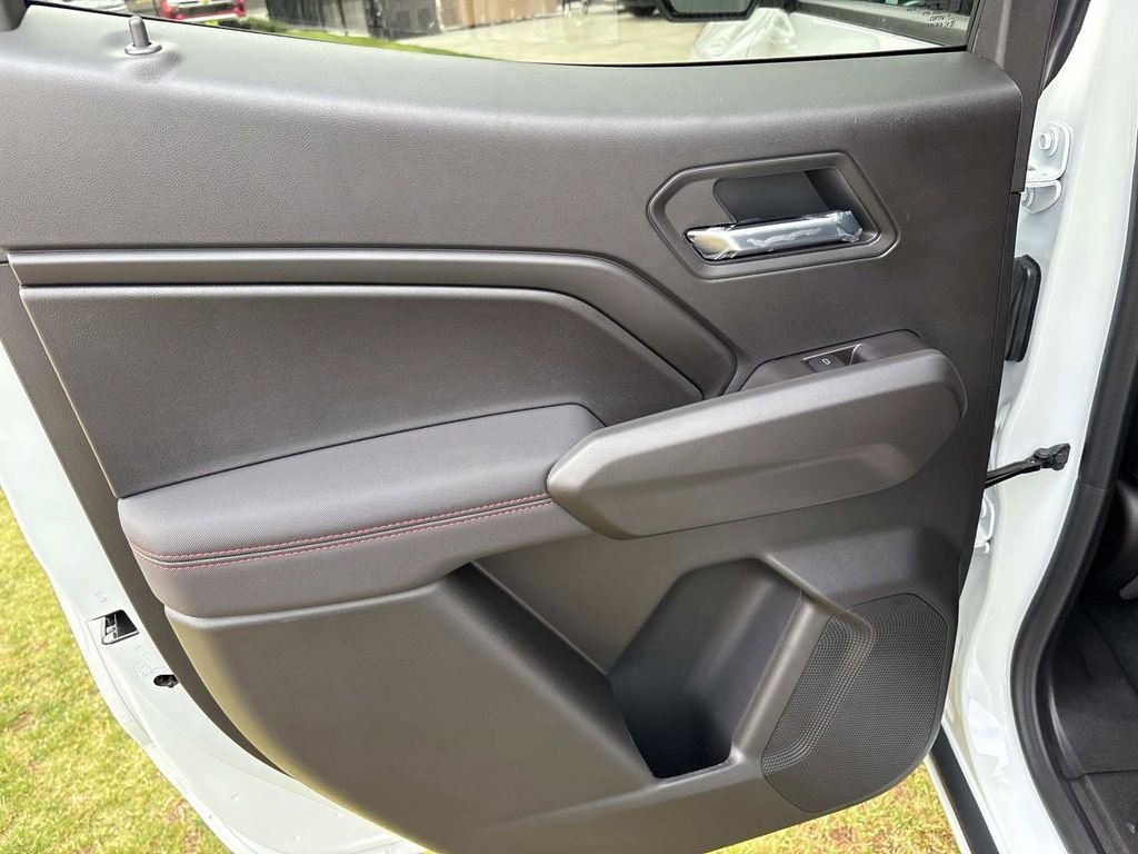 2026 Chevrolet Colorado Z71 - Photo 11