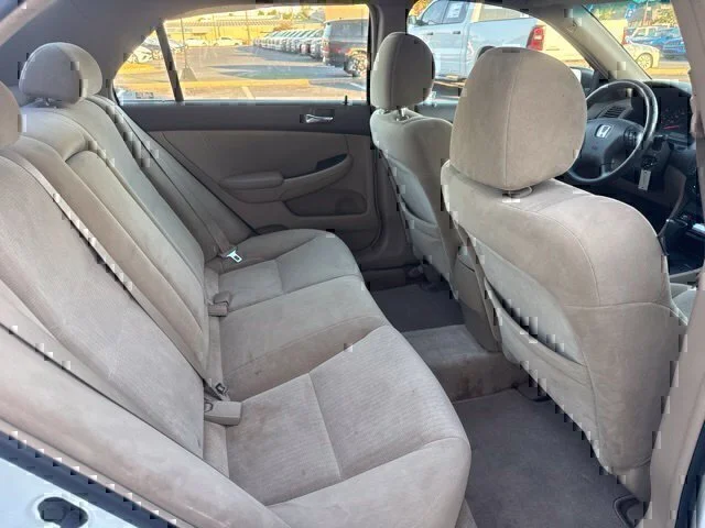 Used 2005 White Honda LX image 21