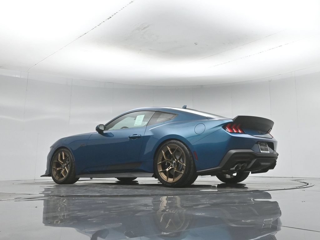 New 2026 Adriatic Blue Metallic Ford GT Premium image 3
