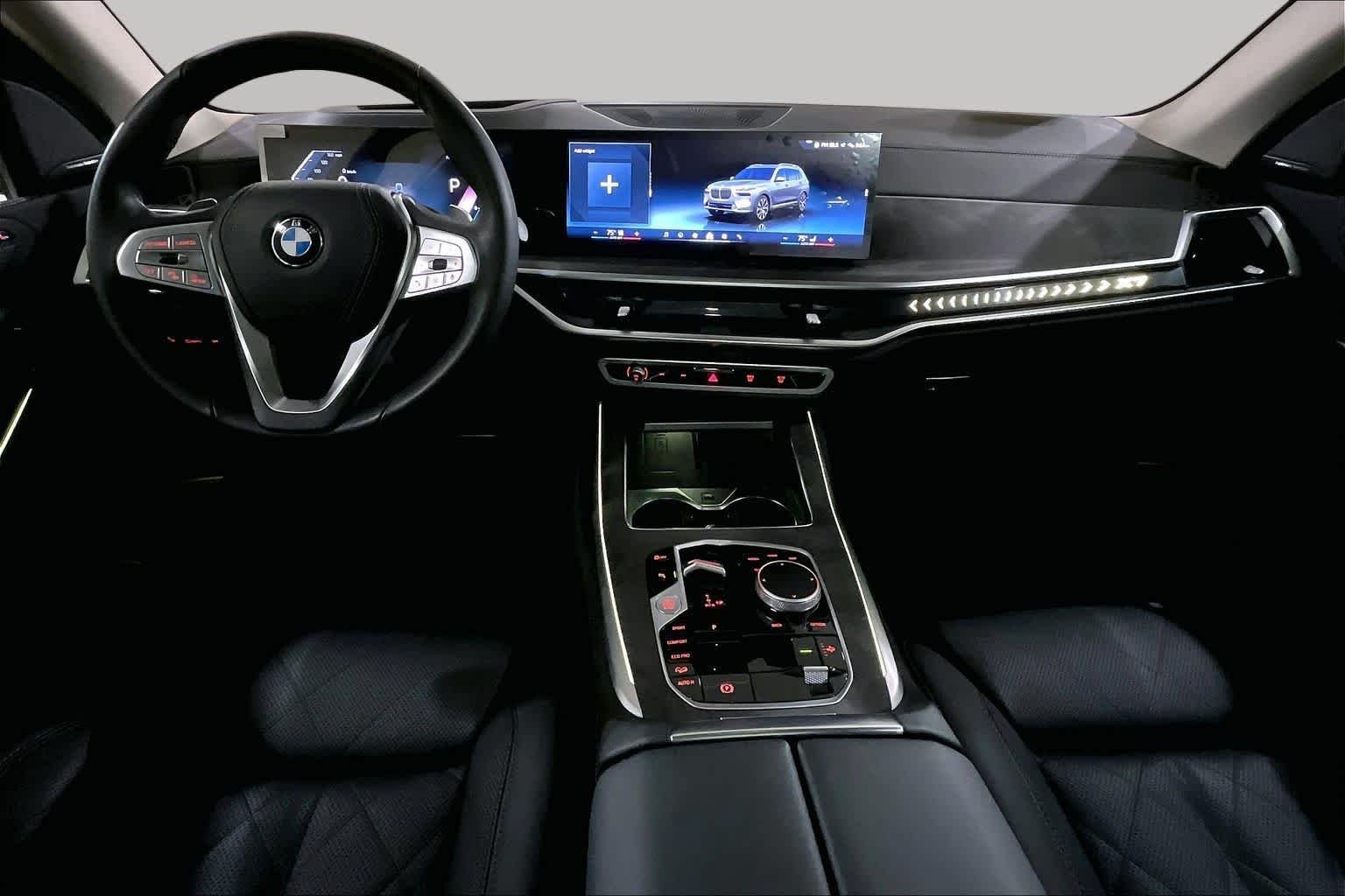 Used 2026 Skyscraper Grey Metallic BMW xDrive40i image 15