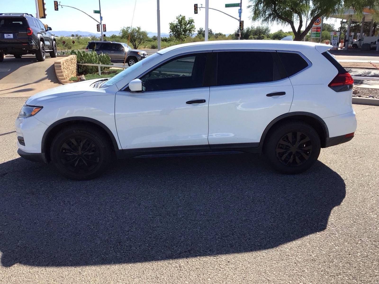 Used 2017 Nissan Rogue S with VIN KNMAT2MT1HP560608 for sale in Sierra Vista, AZ