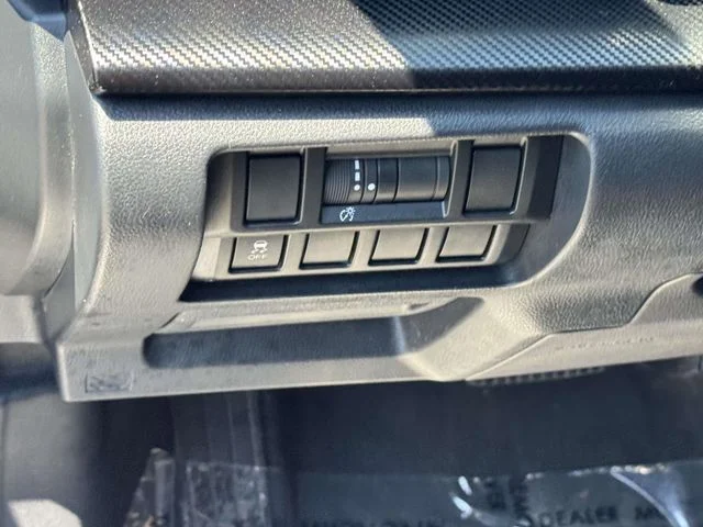 Used 2019 Silver Subaru 2.0i Premium image 29