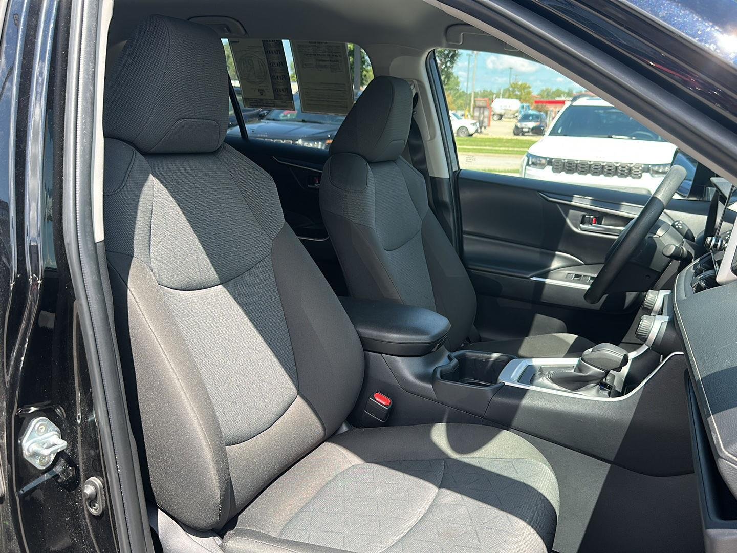 Used 2025 Midnight Black Metallic Toyota XLE image 30