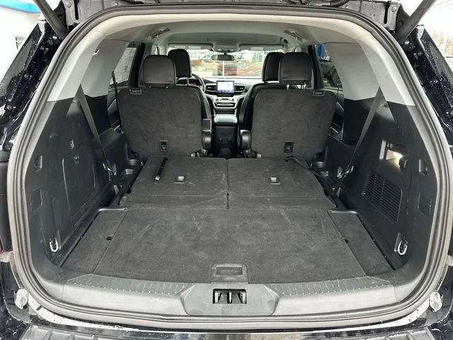 Used 2023 Black Metallic Ford XLT image 25