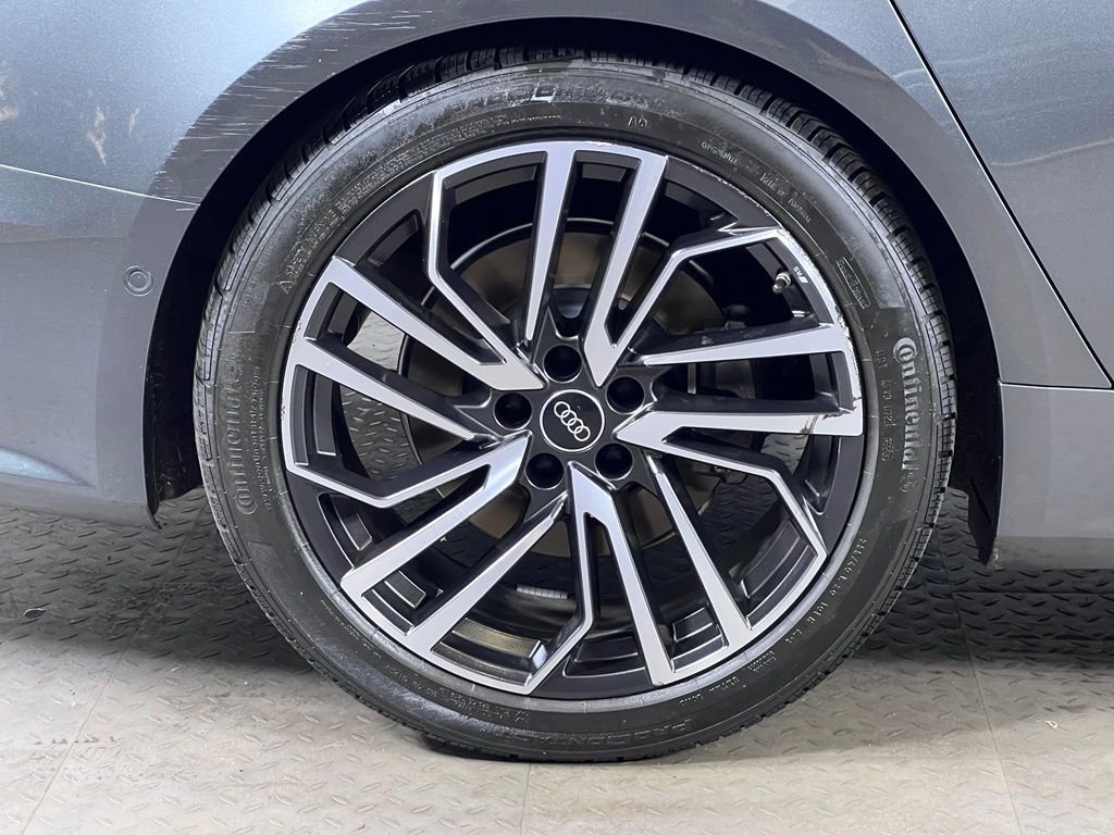 Used 2024  Audi 55 Prestige image 14