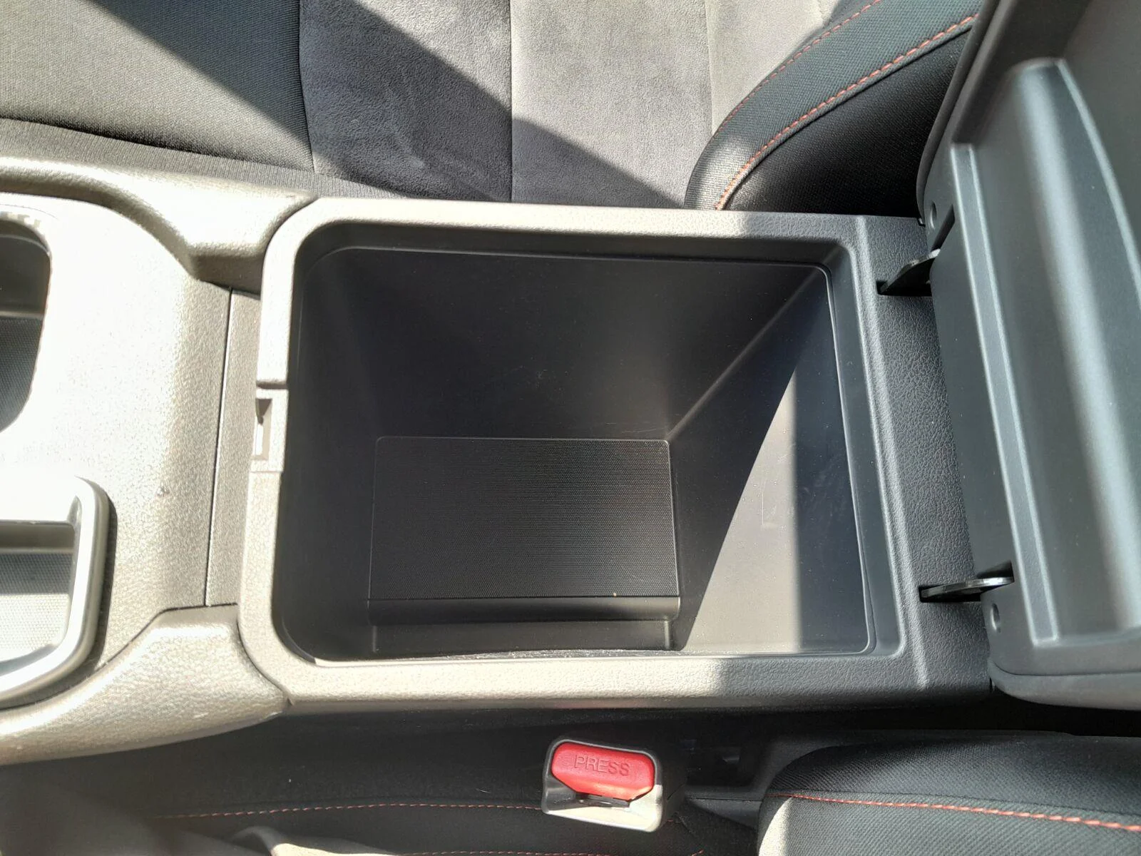 Used 2025 Super Black Nissan SR image 27