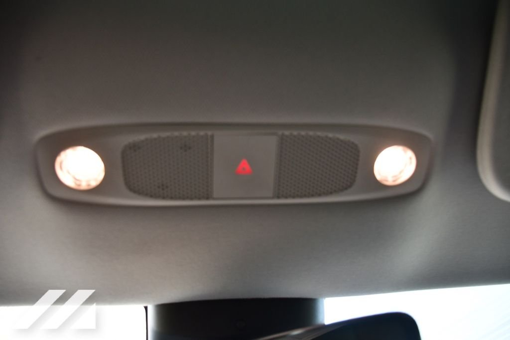Used 2022  Tesla Base Electric image 34