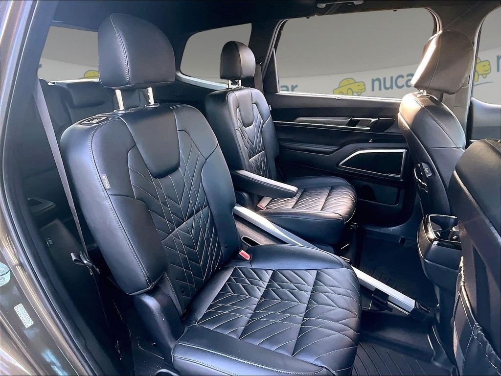 Used 2024 Green Kia EX X-Line image 15