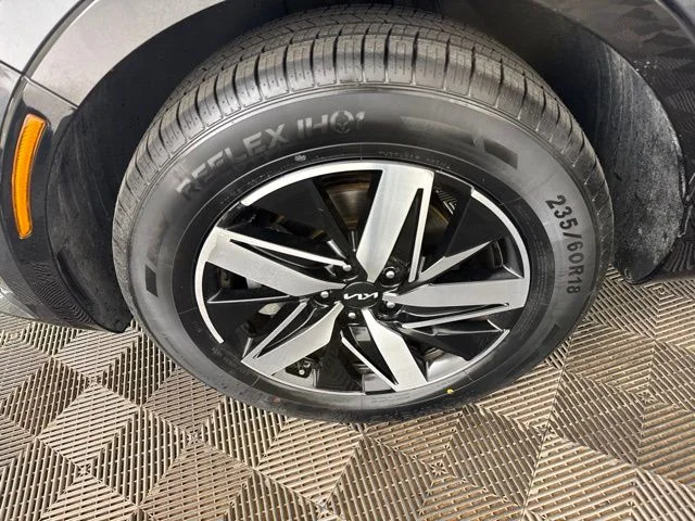 Used 2023 Gray Kia S image 28