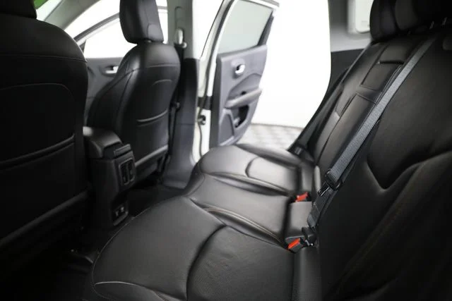 Used 2019 White Jeep Limited image 22