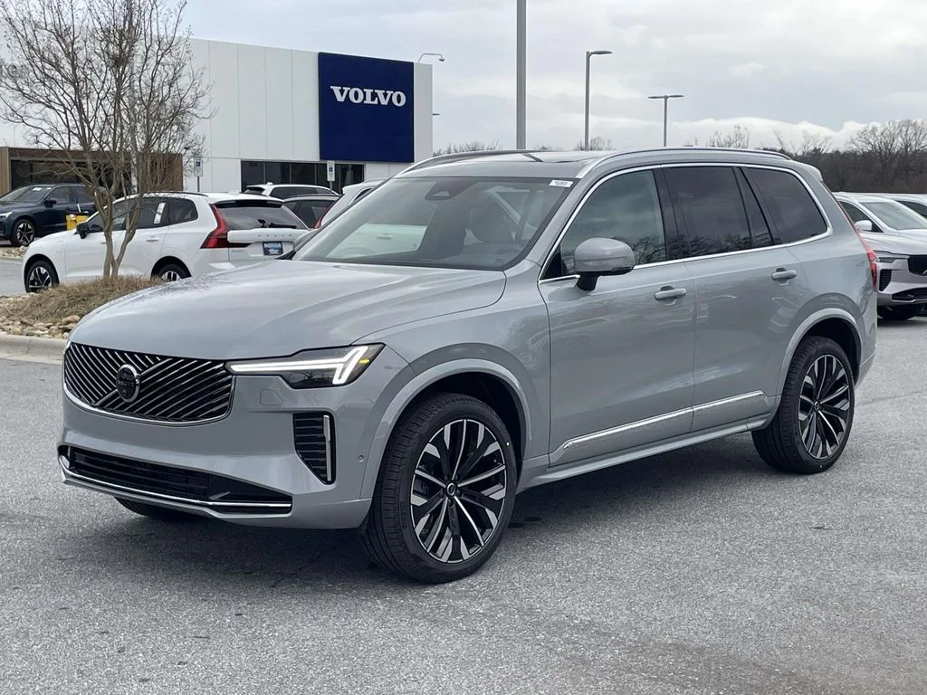New 2026 Vapour Grey Volvo Plus image 25