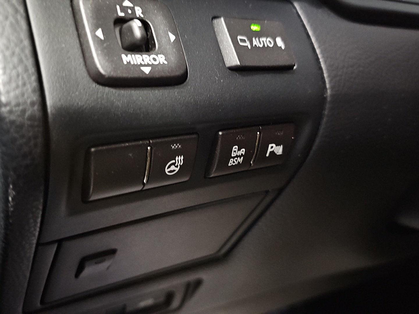 Used 2014 Obsidian Lexus 4DR SDN RWD image 24