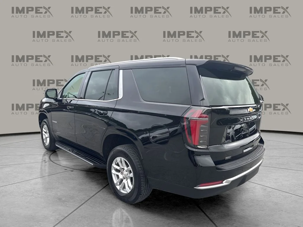 Used 2025 Black Chevrolet LT image 3