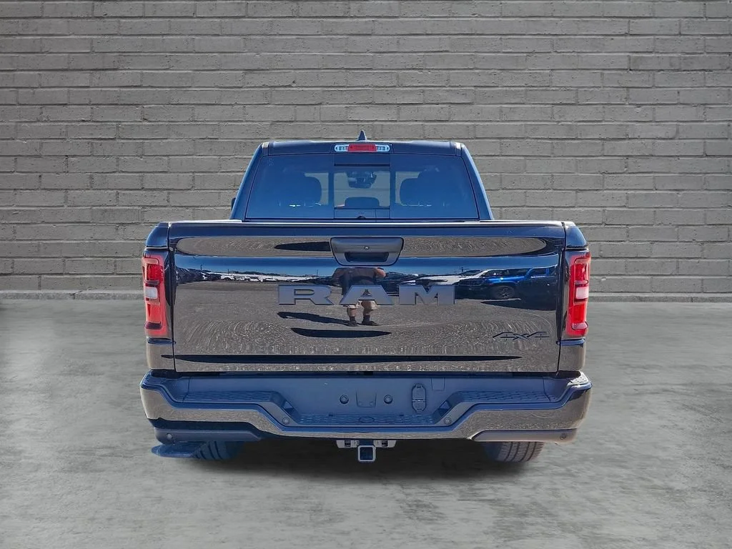 New 2026 Diamond Black Crystal Pearlcoat Ram Express image 7