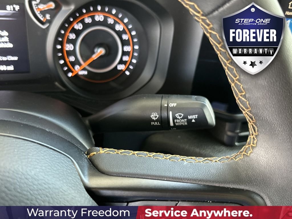 Used 2025 White Jeep Sport S image 22