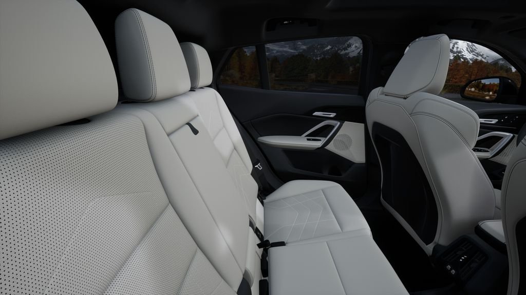 New 2026 Black Sapphire Metallic BMW xDrive28i image 35