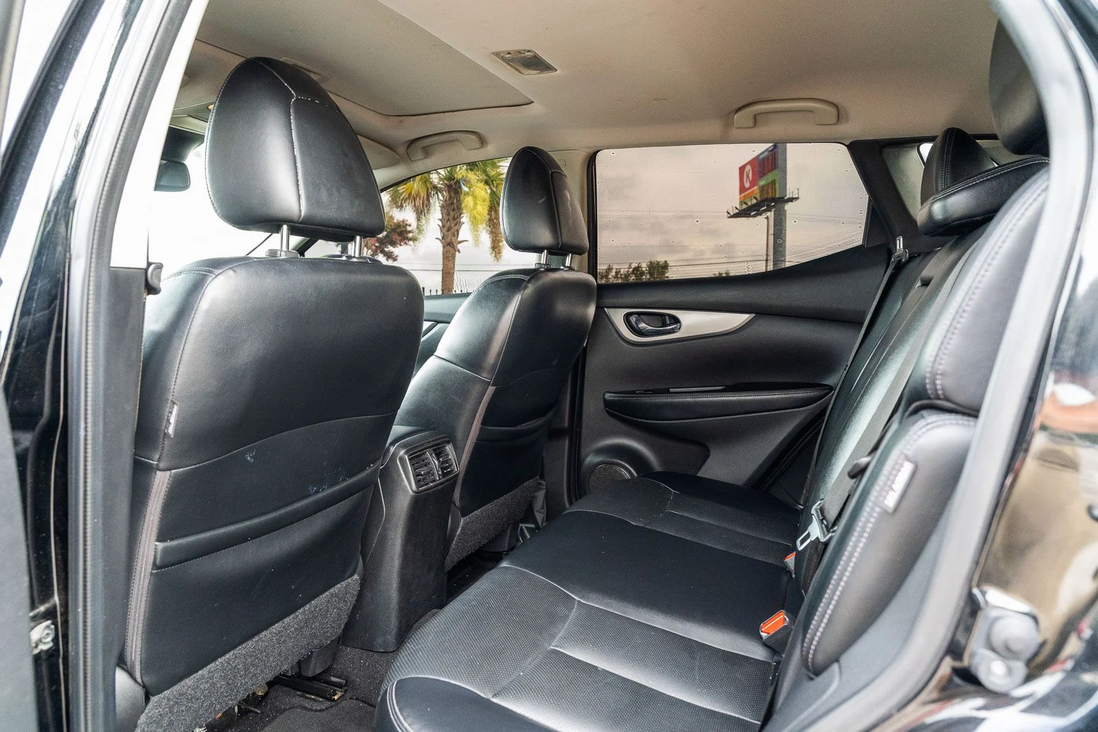 Used 2020 Black Nissan SL image 14